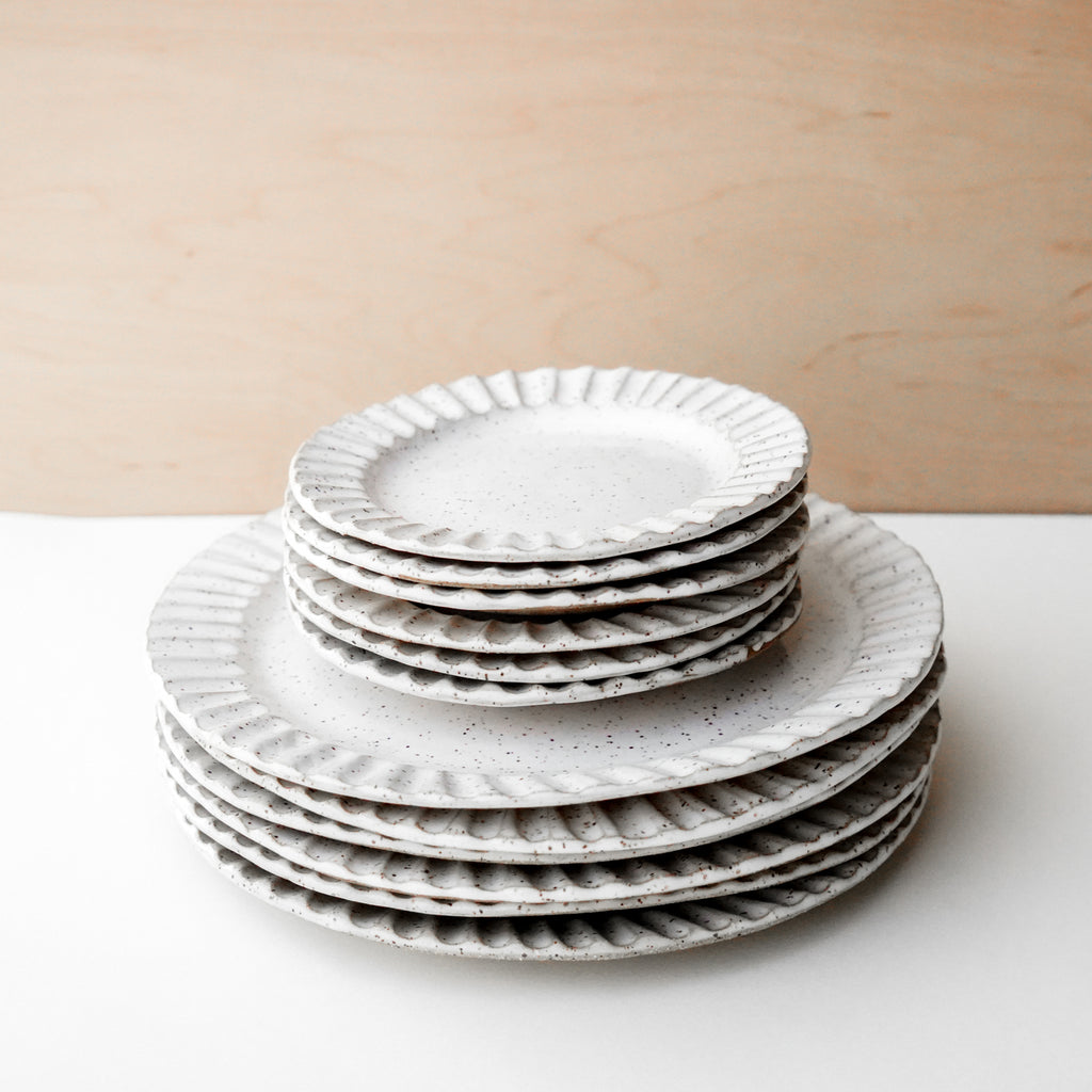 Ribbed Plate